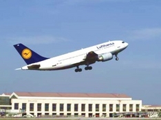 Fluggesellschaften / Airlines / Billigflieger (Flughafen Malaga )