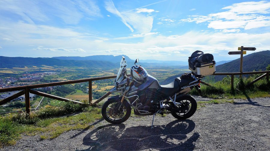 File:Jaca, Huesca, Spain - panoramio.jpg
