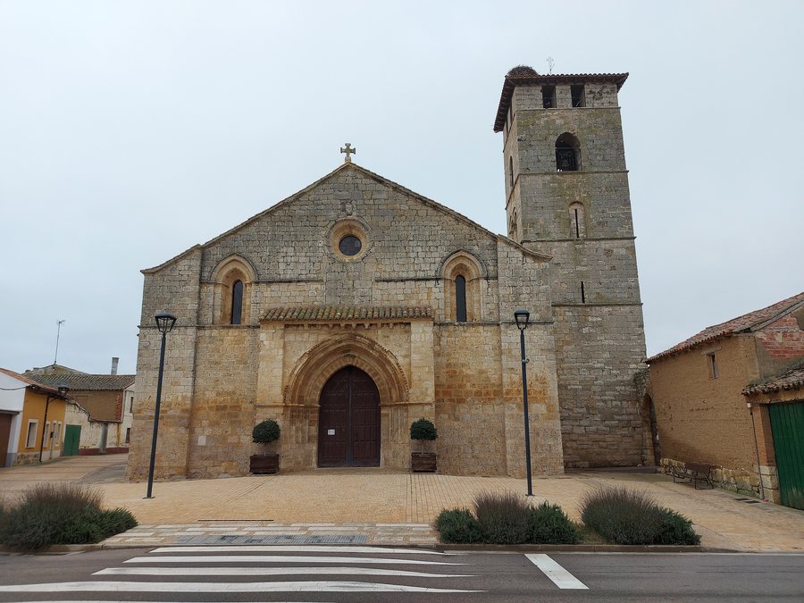 File:Husillos 01 colegiata by-dpc.jpg