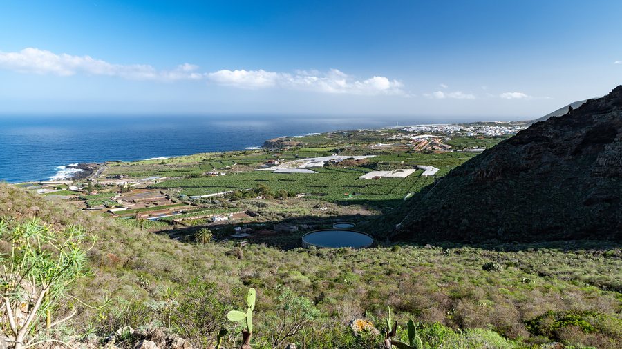 File:Banana Plantations near Buenavista del Norte, Tenerife, Spain.jpg