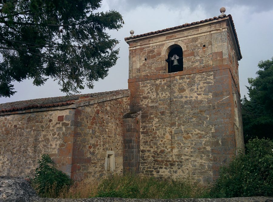 File:Iglesia de Nuestra Señora de la Antigua, Polentinos 01.jpg