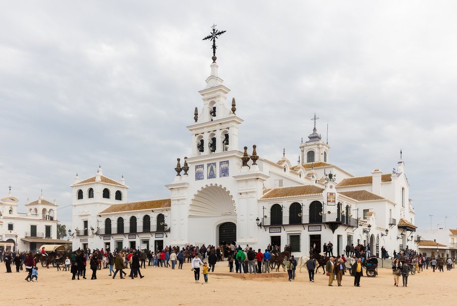 File:Ermita del Rocío, El Rocío, Huelva, España, 2015-12-07, DD 01.JPG