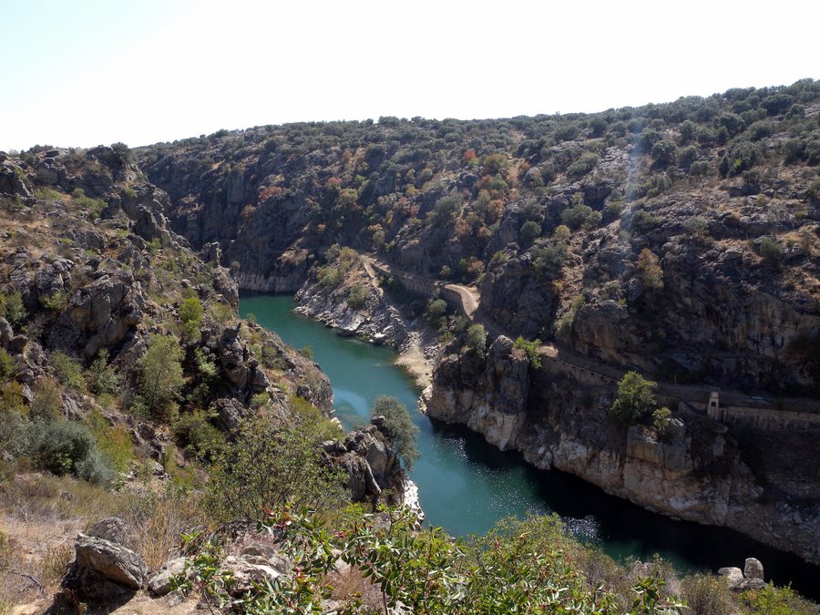 File:Robledillo de la Jara, 28194, Madrid, Spain - panoramio (1).jpg