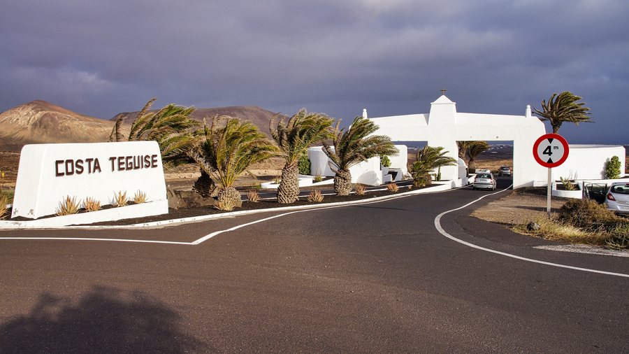 File:Costa Teguise Spain Lanzarote.jpg