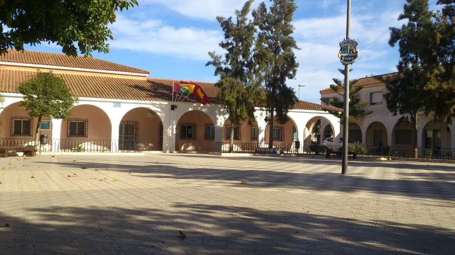 File:Plaza Mayor El Albujón.jpg