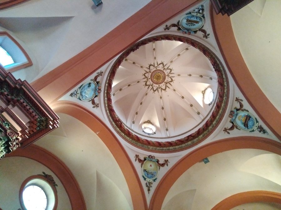 File:Interior Sant Joan Baptista (el Catllar) 02.jpg