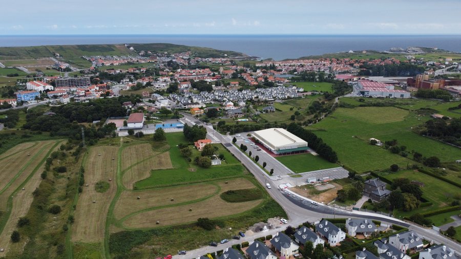 File:Soto de la Marina, Santa Cruz de Bezana.jpg