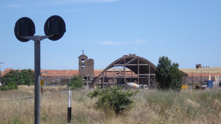 File:Embarcadero de Aldea Moret, exterior.jpg