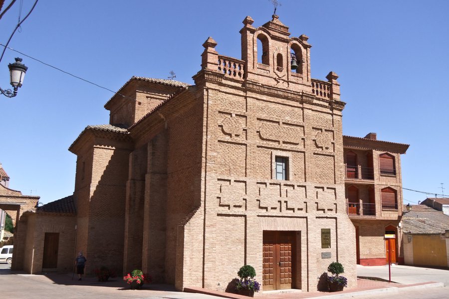 File:Ermita del Portal-Aldeanueva de Ebro-12340.jpg