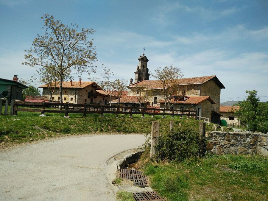 File:Urigoiti, Orozko.jpg