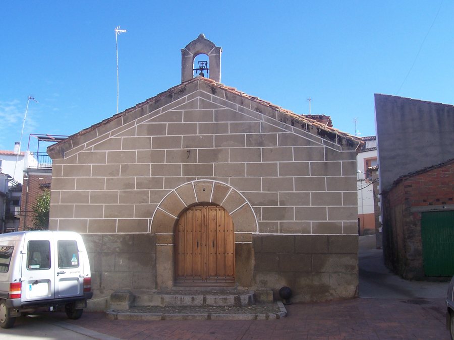 File:Ermita del Cristo del Amparo Valdeobispo.JPG