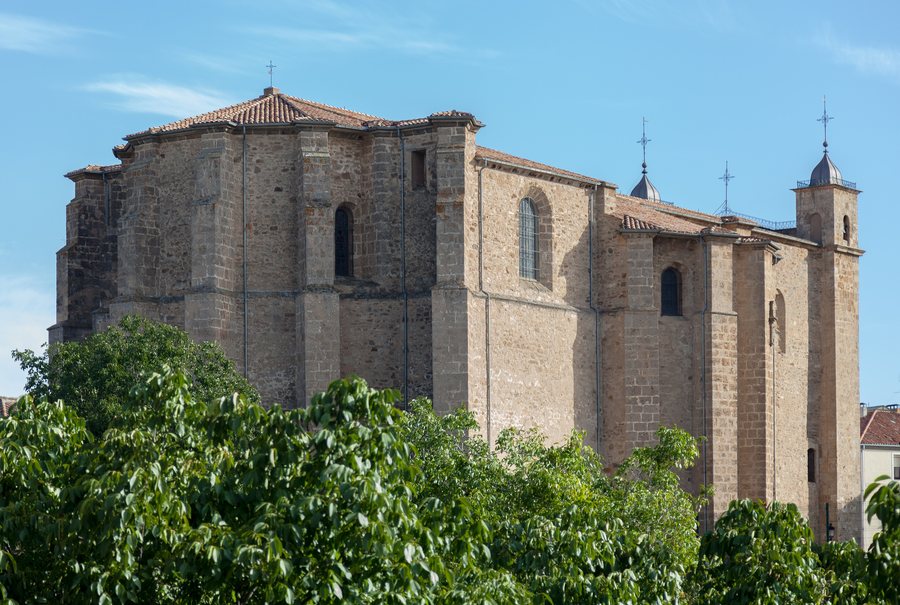 File:Basílica de Nuestra Señora de los Milagros, Ágreda, España, 2012-09-01, DD 08.JPG