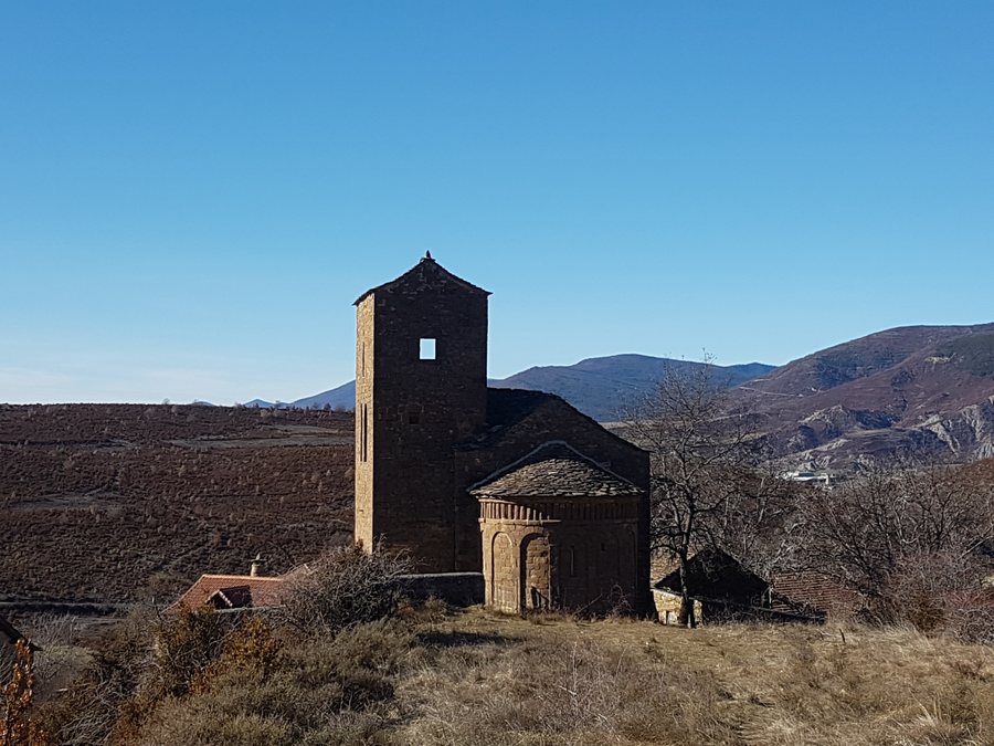 File:Church of San Andrés de Satué 022017.jpg