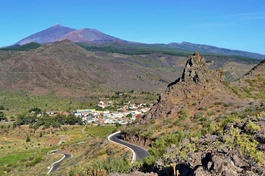 File:Teide & Santiago del Teide.jpg