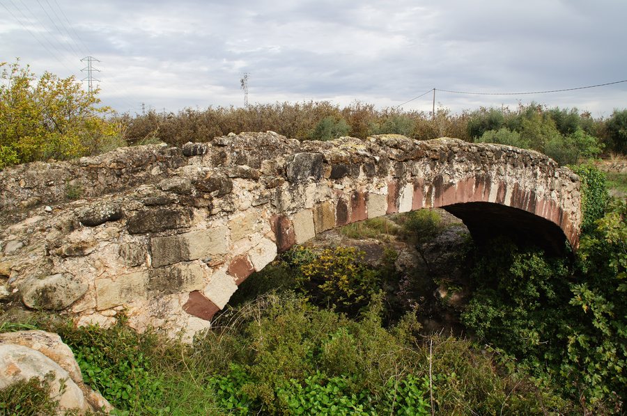 File:Pont dels Moros (Alcover).jpg