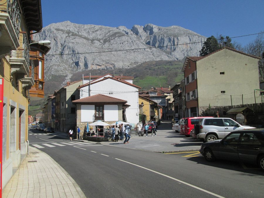 File:San Martín, Teverga.JPG