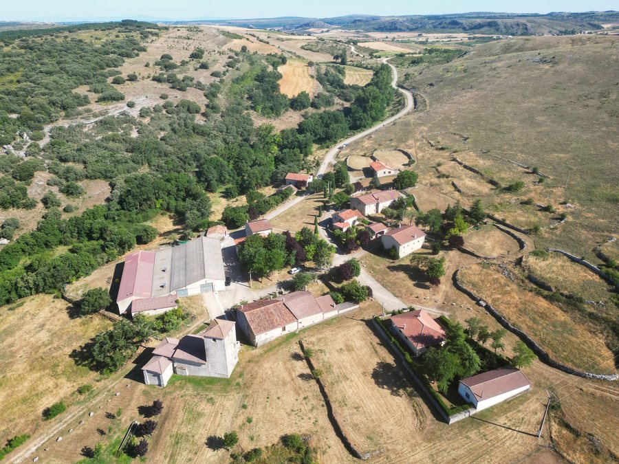File:Aerial view of La Rad and its church, Basconcillos del Tozo, Burgos.jpg