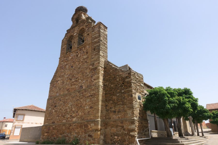 File:Iglesia de San Adrián, San Adrián del Valle.jpg