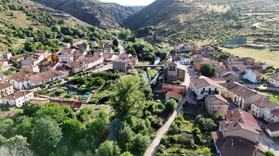 File:Barbadillo del Pez.jpg