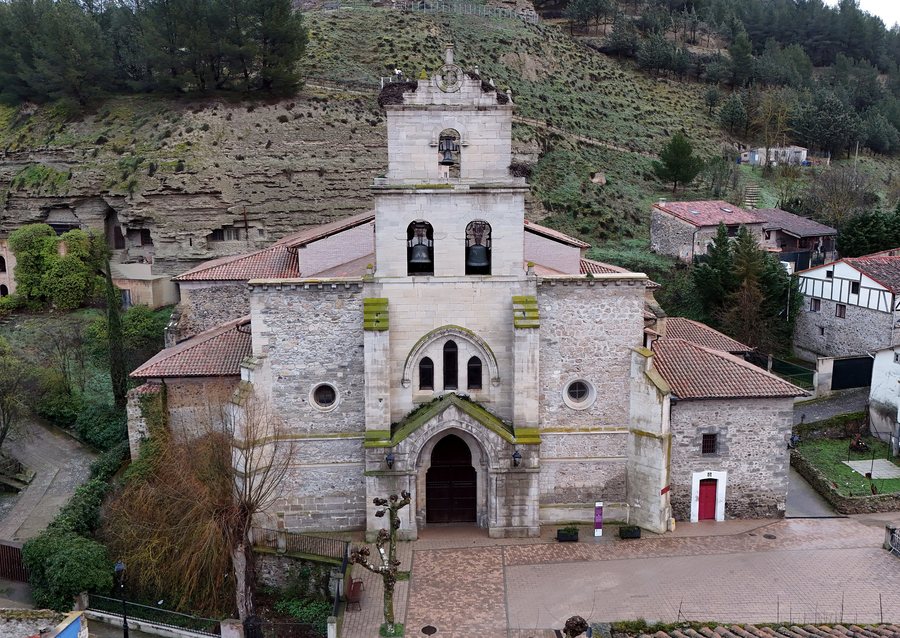 File:Church of Santa María, Belorado.jpg