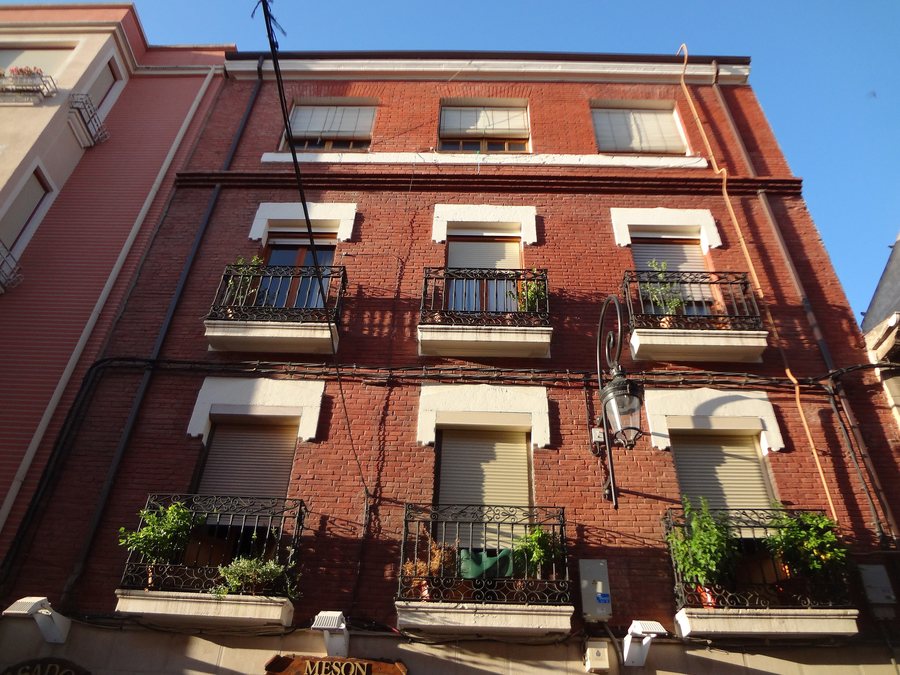 File:Aranda de Duero, España pic.aa113.jpg