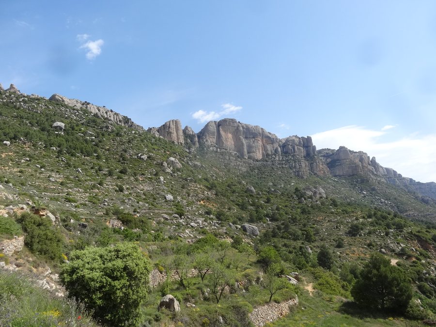 File:La Morera de Montsant, Tarragona, Spain - panoramio (1).jpg