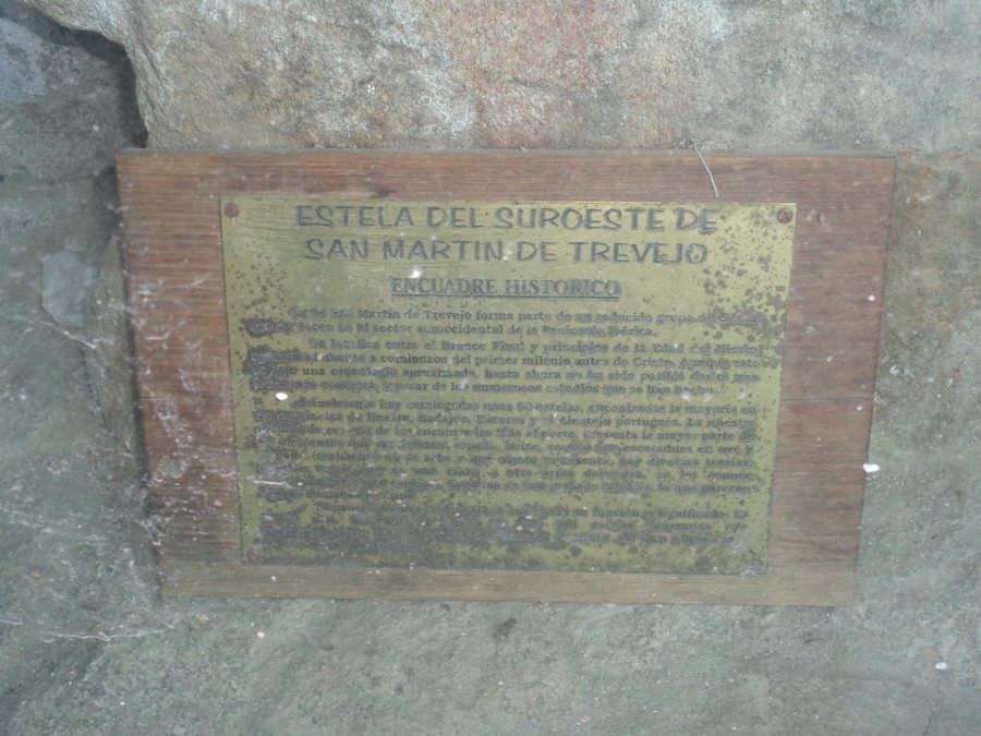 File:Estela de Guerrero del Sudoeste Tipo II de San Martín de Trevejo 03.jpg