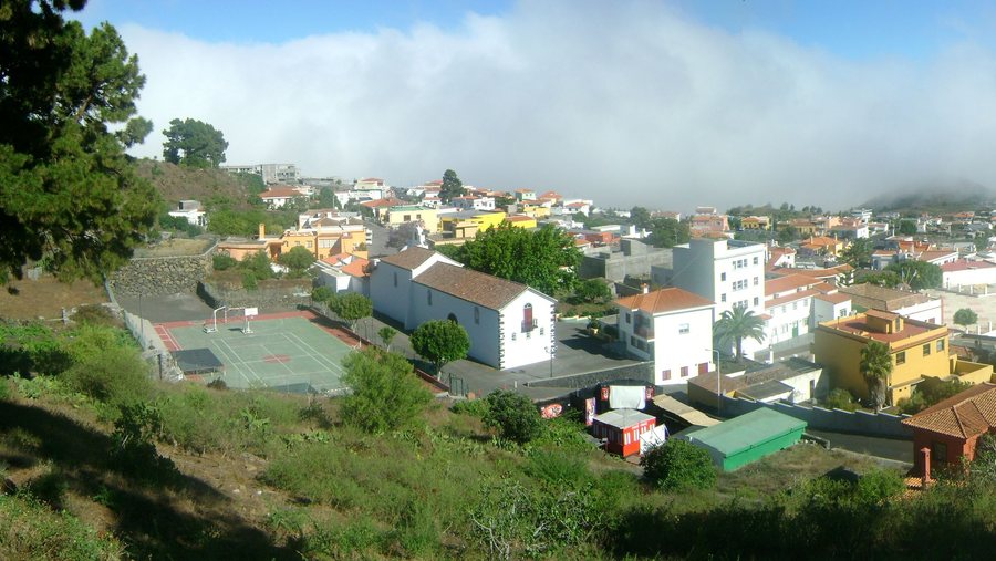 File:Los Canarios, en el municipio de Fuencaliente de La Palma (Santa Cruz de Tenerife, España).jpg