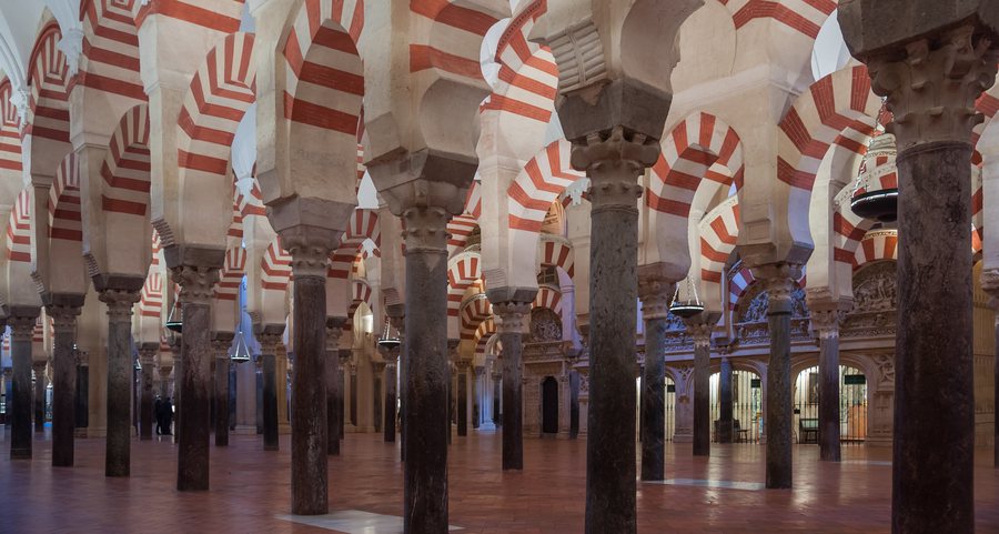 File:Córdoba Spain Mezquita-Catedral-de-Córdoba-01.jpg