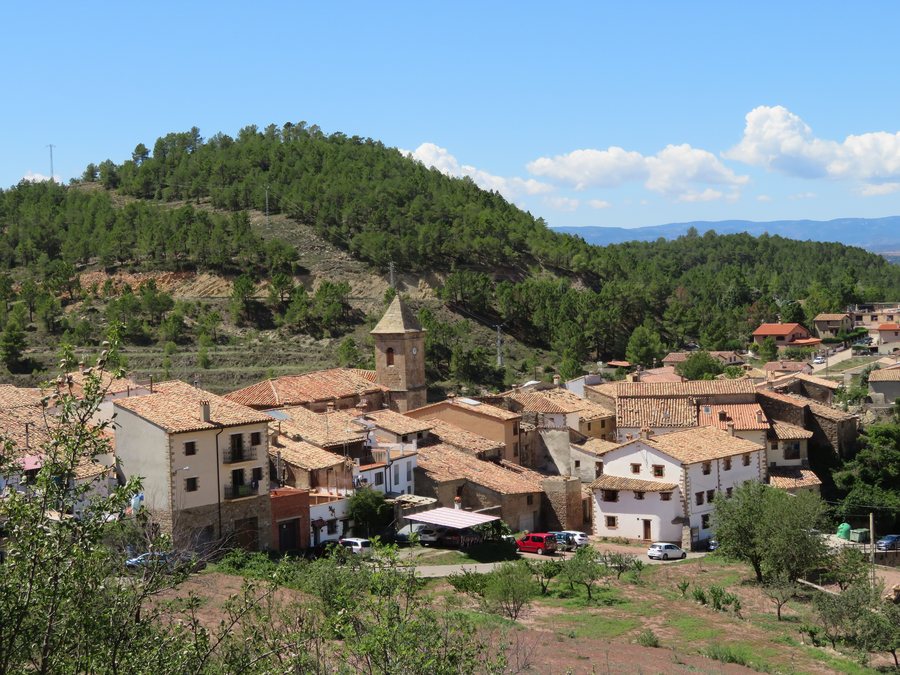 File:Fuentes de Rubielos, España.jpg