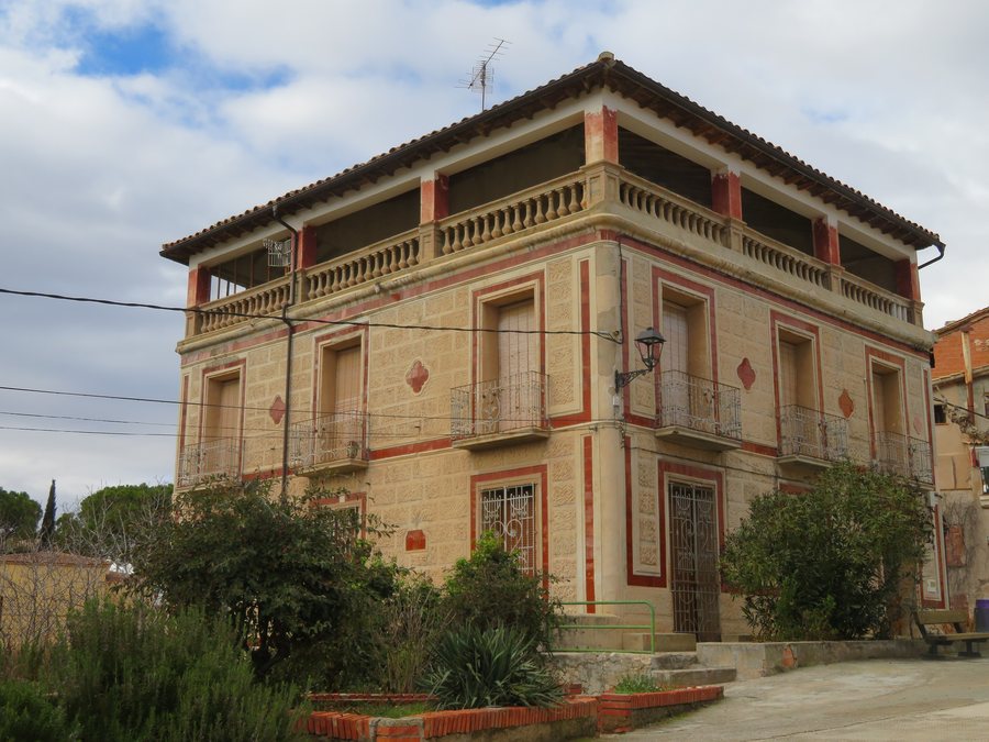 File:Arquitectura, municipio Mas de las Matas (Teruel, España).jpg