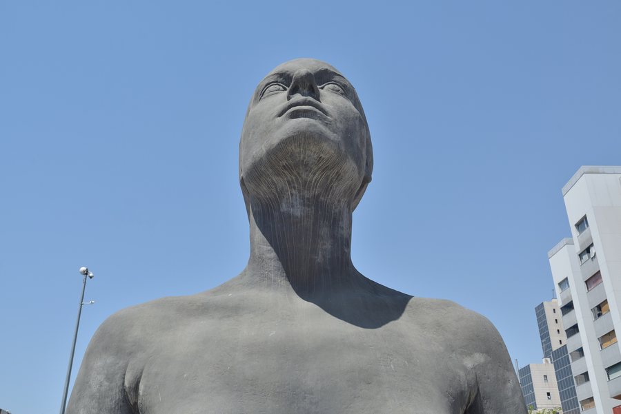 File:La Mujer de Coslada - Coslada - Madrid 12.jpg