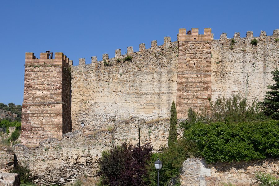 File:Muralla de Buitrago del Lozoya - 30.jpg