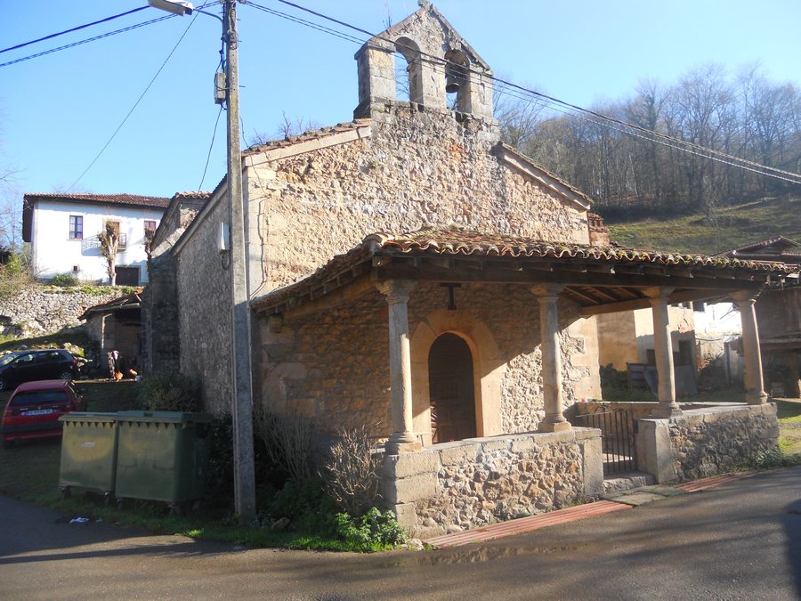 File:Capilla de San Andrés Apostol - Soto de Cangas . - panoramio.jpg