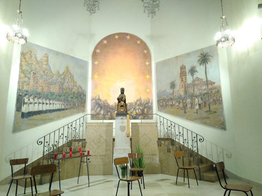 File:Santa Caterina de Vinyols 01.jpg