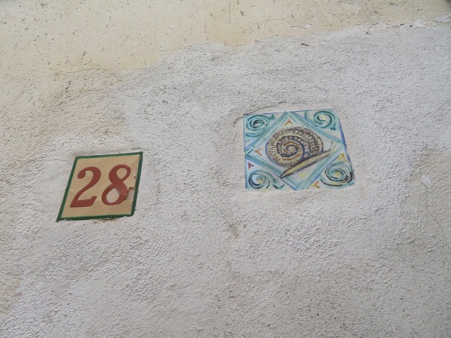 File:Barrio del Caragol. Centro histórico de Tivissa (Tarragona).jpg