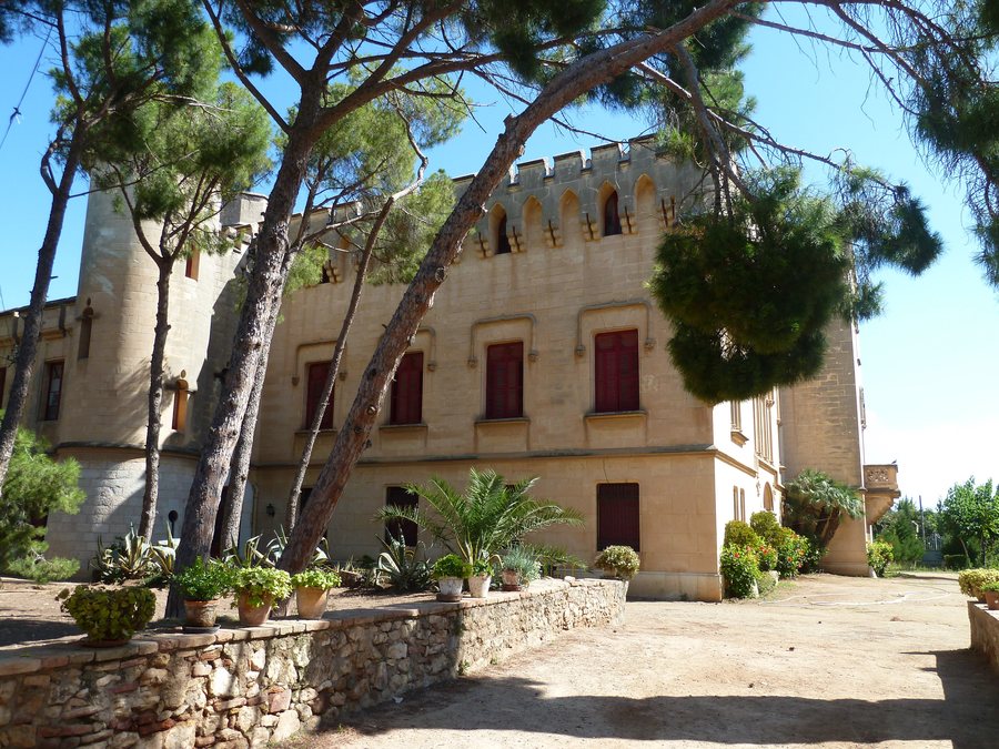 File:Castell de Vila-seca de Solcina 1.jpg