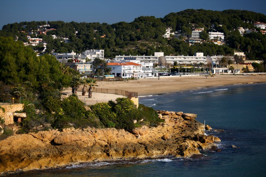 File:La Mora (32000238892).jpg