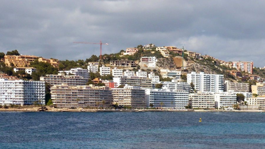 File:Costa de la Calma, en el municipio de Calviá (Baleares, España).jpg