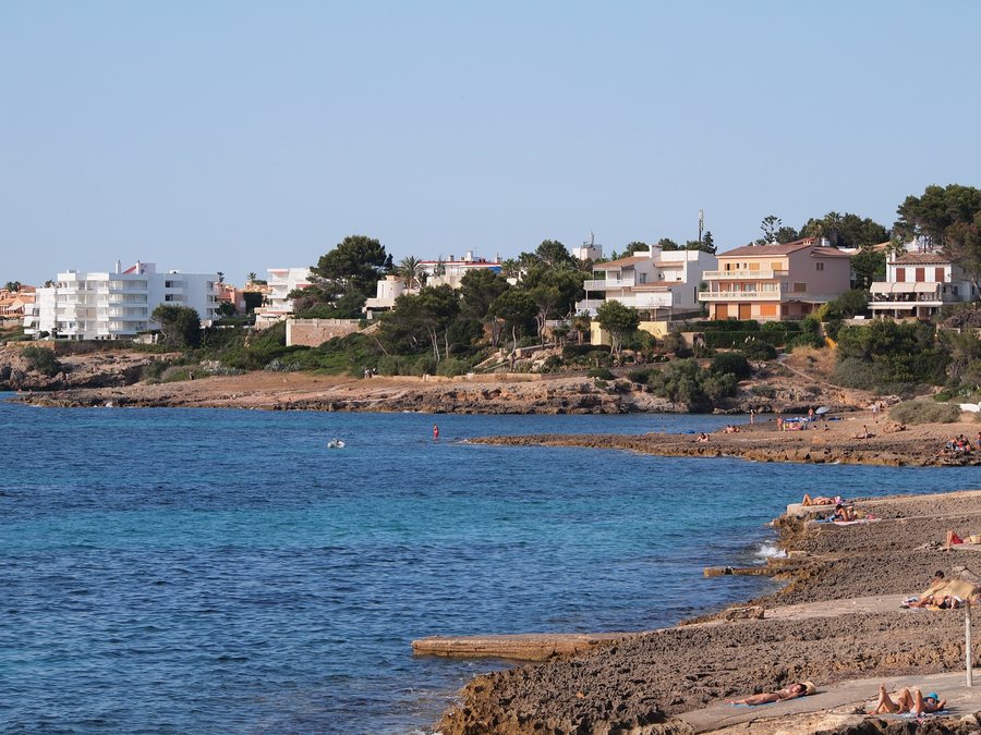 File:Cala Blava.JPG