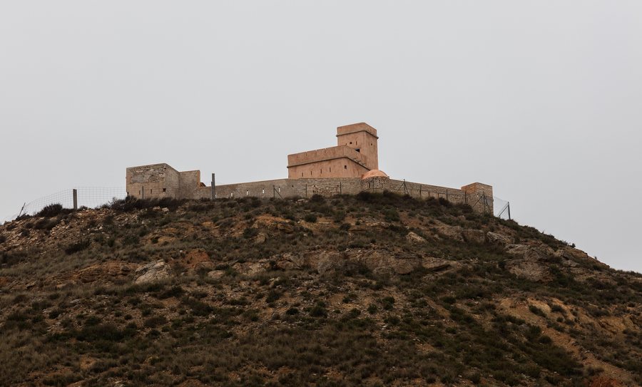 File:Fortín, Sástago, Zaragoza, España, 2015-12-23, DD 47.jpg