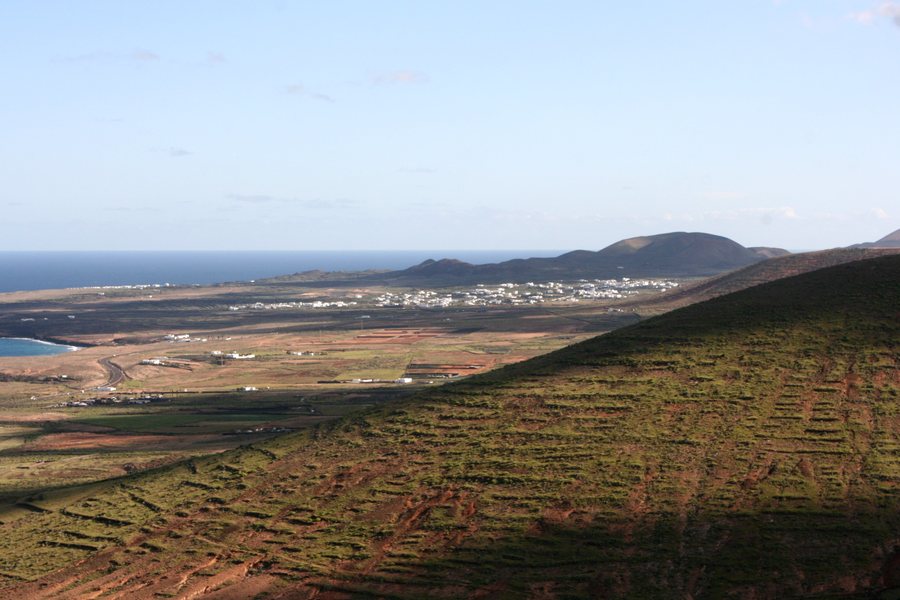 File:Haría Mala (Lugar Diseminado Haría-LZ-10) 01 ies.jpg