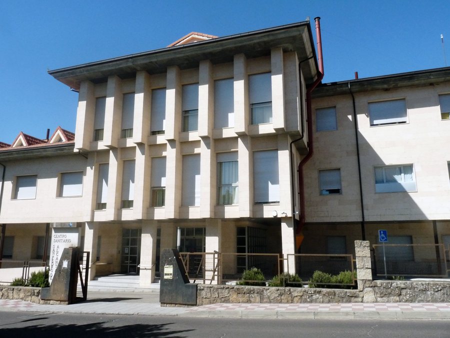 File:Centro sanitario 