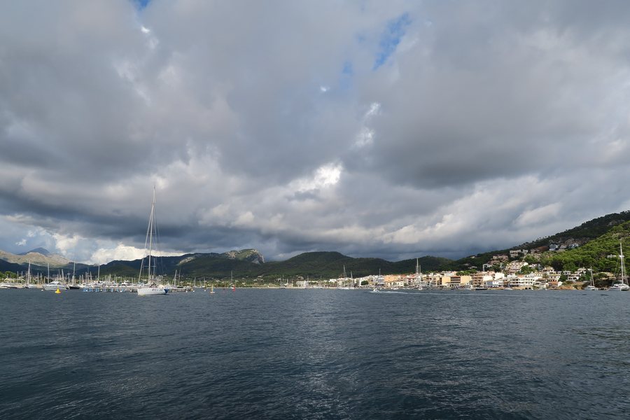 File:Port d'Andratx, 01.jpg