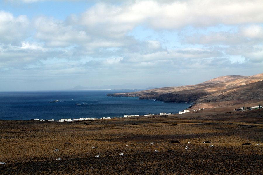File:Playa Quemada on Lanzarote, June 2013 (1).jpg