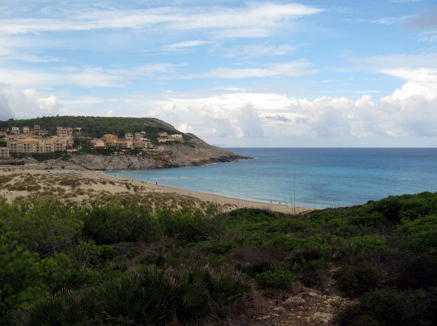 File:Cala Mesquida 01.jpg
